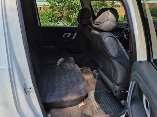 Білий Шкода Румстер, об'ємом двигуна 1.4 л та пробігом 239 тис. км за 4000 $, фото 13 на Automoto.ua