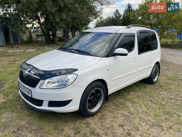 Белый Шкода Румстер, объемом двигателя 1.6 л и пробегом 250 тыс. км за 4800 $, фото 5 на Automoto.ua