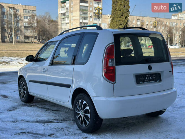 Белый Шкода Румстер, объемом двигателя 1.2 л и пробегом 246 тыс. км за 4700 $, фото 8 на Automoto.ua