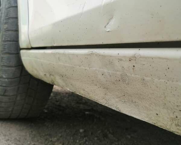 Шкода Румстер 2011 в Ивано-Франковске на Automoto.ua Белый Шкода Румстер, объемом двигателя 1.6 л и пробегом 317 тыс. км за 5400 $, фото 7 на Automoto.ua