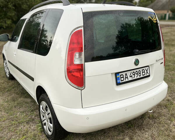 Білий Шкода Румстер, об'ємом двигуна 1.6 л та пробігом 162 тис. км за 6800 $, фото 6 на Automoto.ua