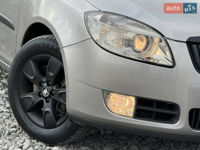 Бежевый Шкода Румстер, объемом двигателя 1.6 л и пробегом 343 тыс. км за 6300 $, фото 15 на Automoto.ua