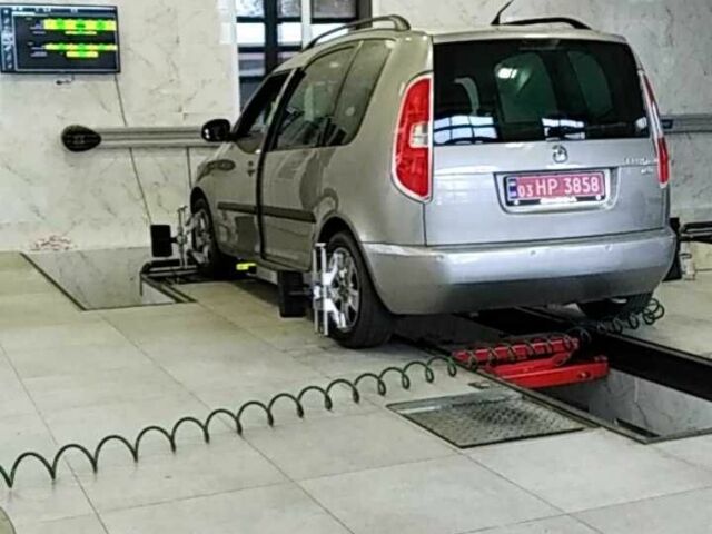 Бежевый Шкода Румстер, объемом двигателя 1.4 л и пробегом 237 тыс. км за 5999 $, фото 1 на Automoto.ua