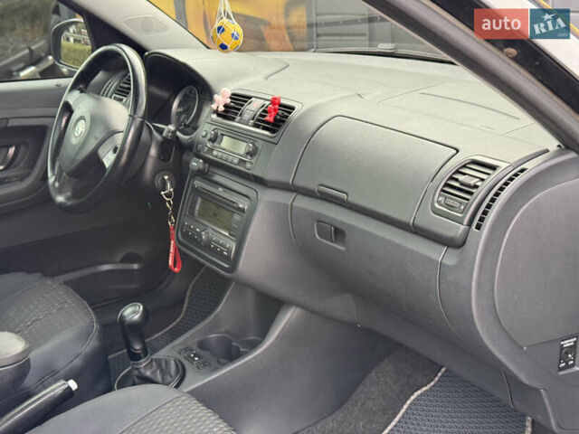 Бежевый Шкода Румстер, объемом двигателя 1.6 л и пробегом 343 тыс. км за 6300 $, фото 32 на Automoto.ua