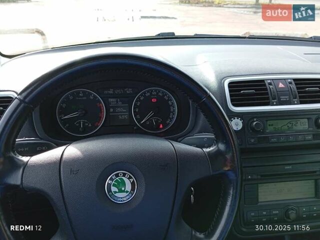 Бежевый Шкода Румстер, объемом двигателя 1.4 л и пробегом 236 тыс. км за 5999 $, фото 41 на Automoto.ua