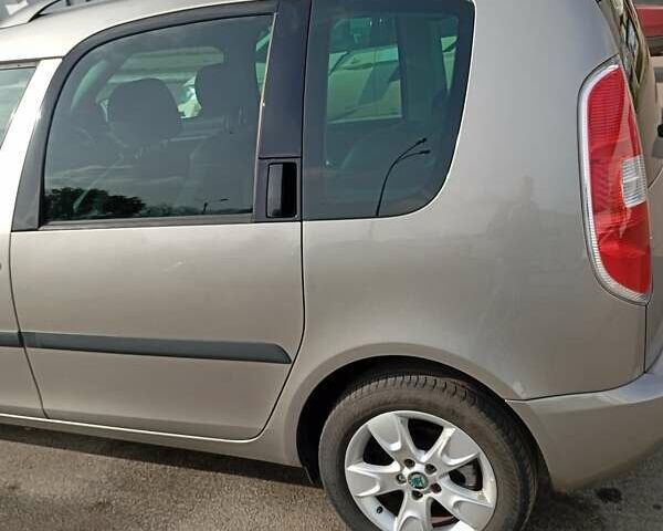 Бежевый Шкода Румстер, объемом двигателя 1.4 л и пробегом 236 тыс. км за 5999 $, фото 8 на Automoto.ua