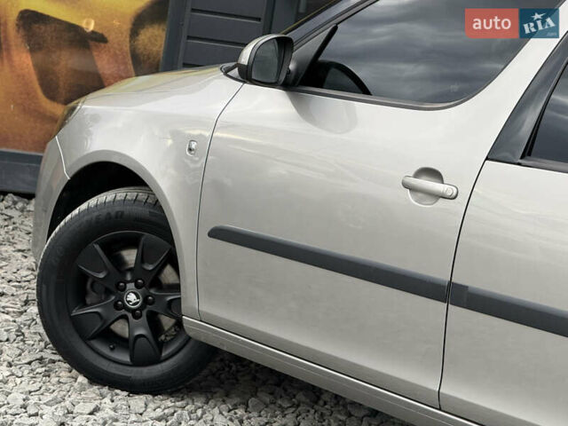 Бежевый Шкода Румстер, объемом двигателя 1.6 л и пробегом 343 тыс. км за 6300 $, фото 20 на Automoto.ua