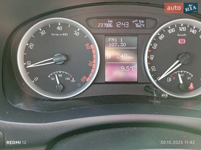 Бежевый Шкода Румстер, объемом двигателя 1.4 л и пробегом 236 тыс. км за 5999 $, фото 44 на Automoto.ua