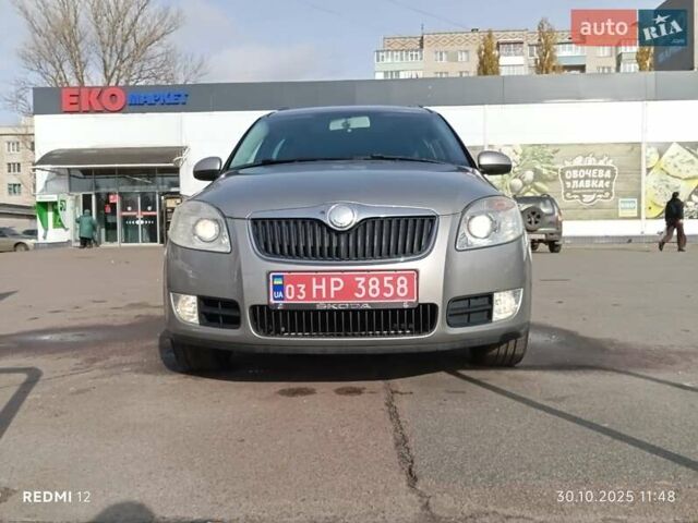 Бежевый Шкода Румстер, объемом двигателя 1.4 л и пробегом 236 тыс. км за 5999 $, фото 1 на Automoto.ua