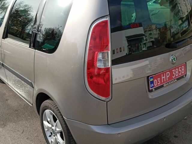 Бежевый Шкода Румстер, объемом двигателя 1.4 л и пробегом 237 тыс. км за 5999 $, фото 3 на Automoto.ua