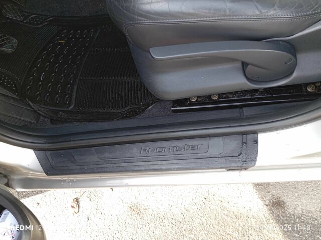 Бежевый Шкода Румстер, объемом двигателя 1.4 л и пробегом 237 тыс. км за 5999 $, фото 14 на Automoto.ua