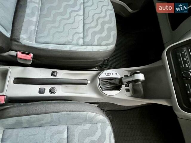 Бежевый Шкода Румстер, объемом двигателя 1.6 л и пробегом 197 тыс. км за 7350 $, фото 55 на Automoto.ua