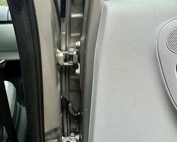 Бежевый Шкода Румстер, объемом двигателя 1.6 л и пробегом 197 тыс. км за 7350 $, фото 42 на Automoto.ua