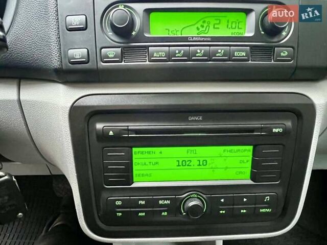 Бежевый Шкода Румстер, объемом двигателя 1.6 л и пробегом 197 тыс. км за 7350 $, фото 67 на Automoto.ua