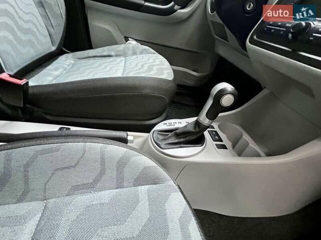 Бежевый Шкода Румстер, объемом двигателя 1.6 л и пробегом 197 тыс. км за 7350 $, фото 54 на Automoto.ua