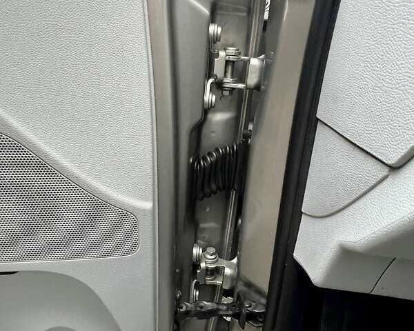 Бежевый Шкода Румстер, объемом двигателя 1.6 л и пробегом 197 тыс. км за 7350 $, фото 43 на Automoto.ua