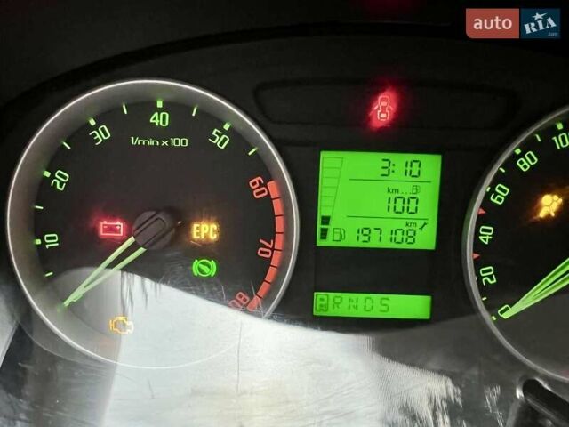 Бежевый Шкода Румстер, объемом двигателя 1.6 л и пробегом 197 тыс. км за 7350 $, фото 64 на Automoto.ua