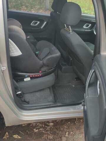 Бежевый Шкода Румстер, объемом двигателя 1.6 л и пробегом 305 тыс. км за 5000 $, фото 2 на Automoto.ua