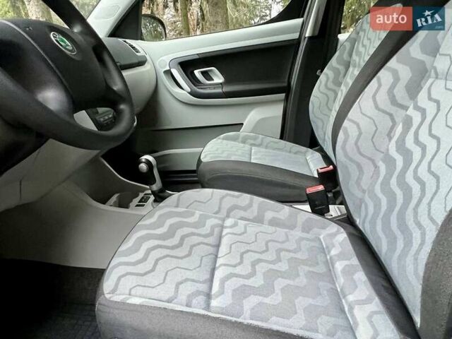 Бежевый Шкода Румстер, объемом двигателя 1.6 л и пробегом 197 тыс. км за 7350 $, фото 48 на Automoto.ua