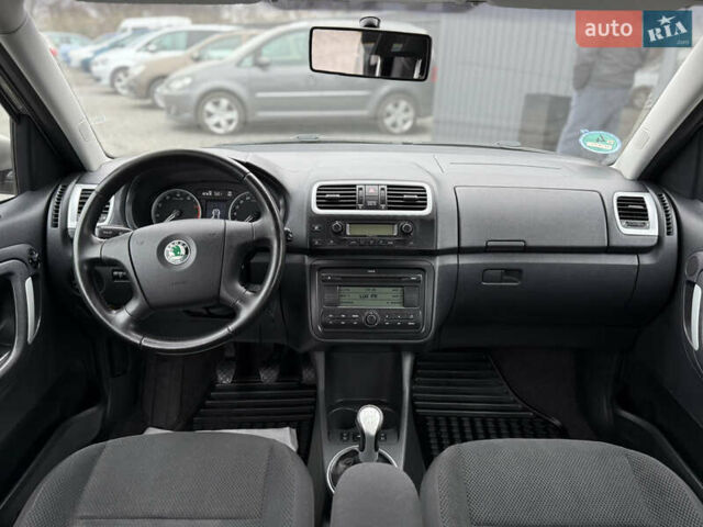 Бежевый Шкода Румстер, объемом двигателя 1.6 л и пробегом 202 тыс. км за 5750 $, фото 22 на Automoto.ua
