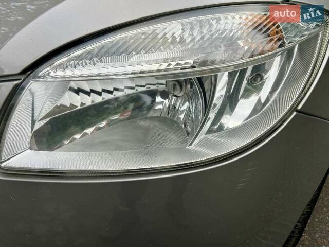 Бежевый Шкода Румстер, объемом двигателя 1.6 л и пробегом 197 тыс. км за 7350 $, фото 17 на Automoto.ua