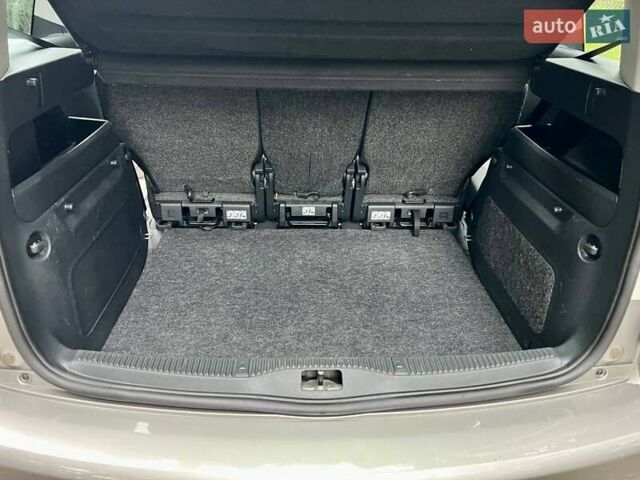 Бежевый Шкода Румстер, объемом двигателя 1.6 л и пробегом 197 тыс. км за 7350 $, фото 75 на Automoto.ua