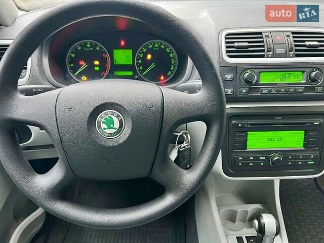 Бежевый Шкода Румстер, объемом двигателя 1.6 л и пробегом 197 тыс. км за 7350 $, фото 61 на Automoto.ua