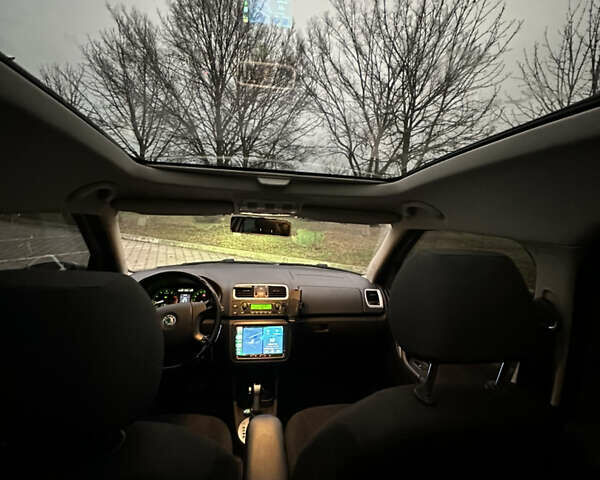 Бежевый Шкода Румстер, объемом двигателя 1.6 л и пробегом 214 тыс. км за 6700 $, фото 10 на Automoto.ua