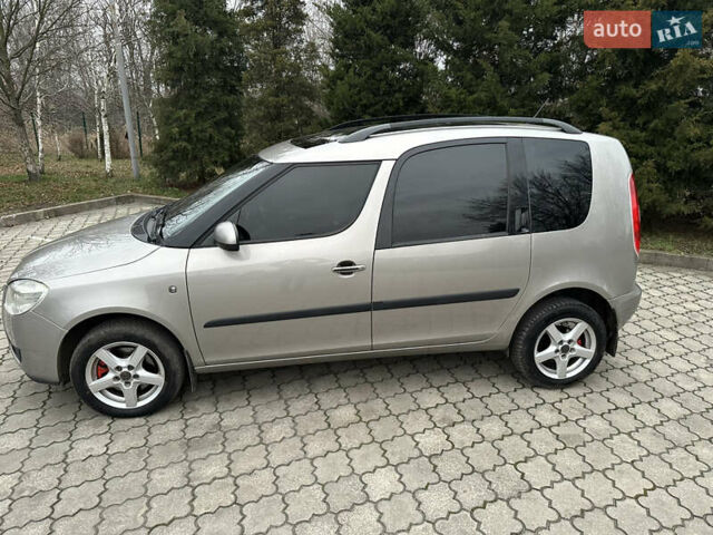 Бежевый Шкода Румстер, объемом двигателя 1.6 л и пробегом 214 тыс. км за 6700 $, фото 2 на Automoto.ua