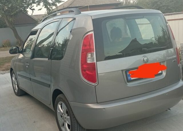 Бежевий Шкода Румстер, об'ємом двигуна 1.6 л та пробігом 160 тис. км за 8000 $, фото 1 на Automoto.ua