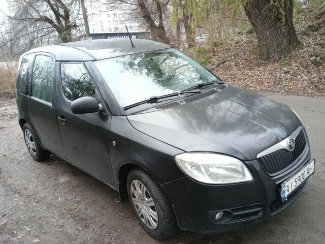 Черный Шкода Румстер, объемом двигателя 1.4 л и пробегом 300 тыс. км за 2600 $, фото 1 на Automoto.ua