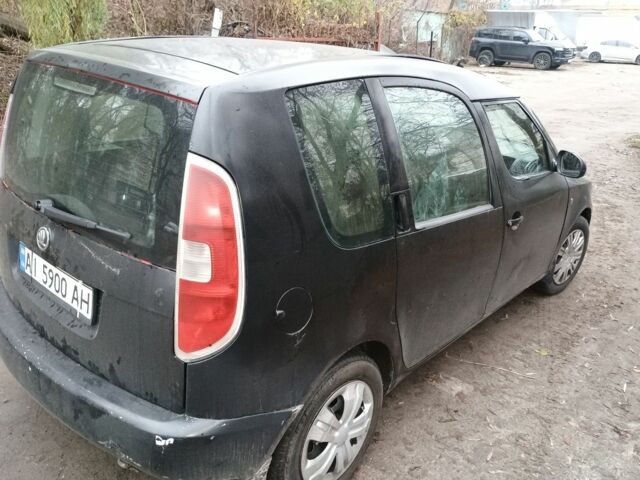 Черный Шкода Румстер, объемом двигателя 1.4 л и пробегом 300 тыс. км за 2600 $, фото 4 на Automoto.ua