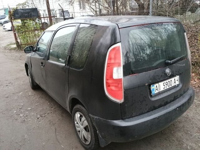 Черный Шкода Румстер, объемом двигателя 1.4 л и пробегом 300 тыс. км за 2600 $, фото 3 на Automoto.ua