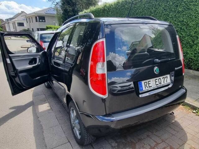 Черный Шкода Румстер, объемом двигателя 0 л и пробегом 72 тыс. км за 6882 $, фото 1 на Automoto.ua