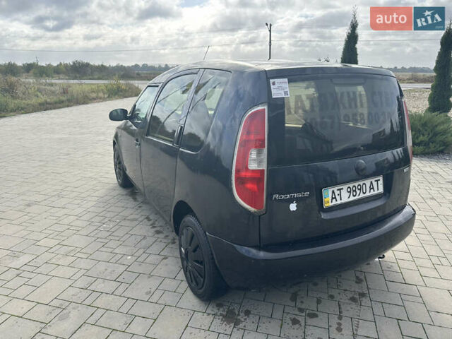 Черный Шкода Румстер, объемом двигателя 1.6 л и пробегом 247 тыс. км за 2950 $, фото 11 на Automoto.ua
