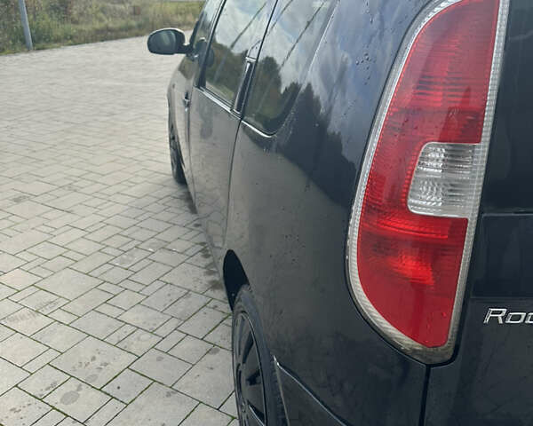 Черный Шкода Румстер, объемом двигателя 1.6 л и пробегом 247 тыс. км за 2950 $, фото 9 на Automoto.ua