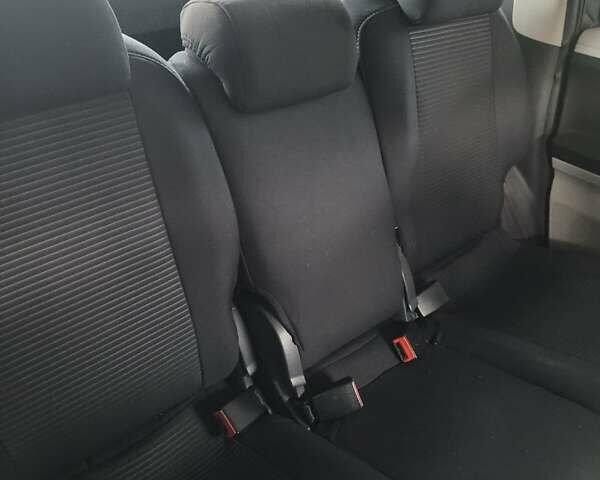 Черный Шкода Румстер, объемом двигателя 1.39 л и пробегом 205 тыс. км за 5000 $, фото 10 на Automoto.ua