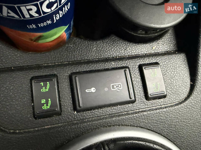 Чорний Шкода Румстер, об'ємом двигуна 1.6 л та пробігом 193 тис. км за 3954 $, фото 12 на Automoto.ua