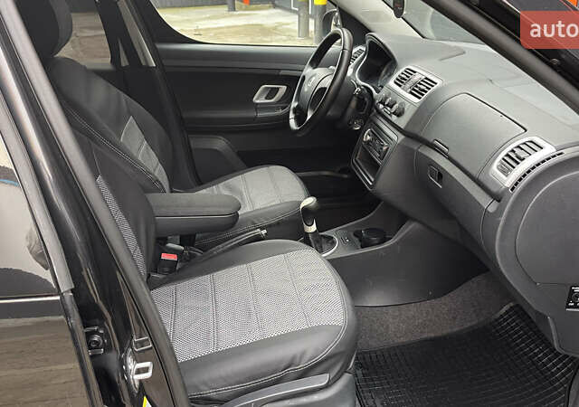 Чорний Шкода Румстер, об'ємом двигуна 1.4 л та пробігом 254 тис. км за 4600 $, фото 45 на Automoto.ua