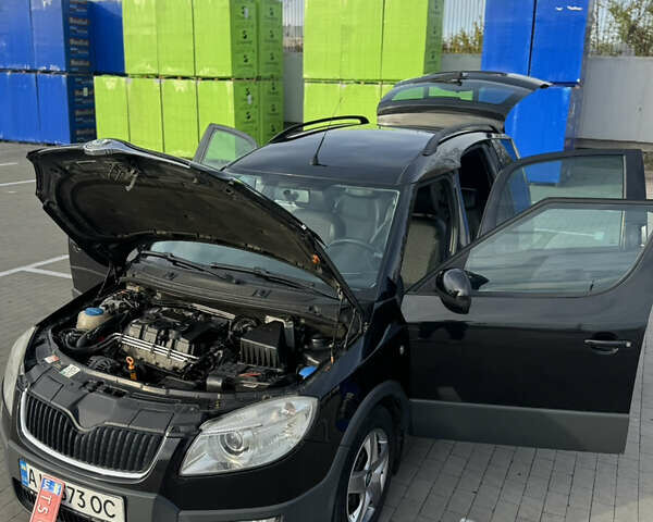 Черный Шкода Румстер, объемом двигателя 1.9 л и пробегом 224 тыс. км за 7250 $, фото 12 на Automoto.ua