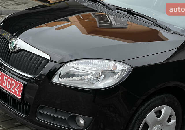 Чорний Шкода Румстер, об'ємом двигуна 1.4 л та пробігом 254 тис. км за 4600 $, фото 3 на Automoto.ua