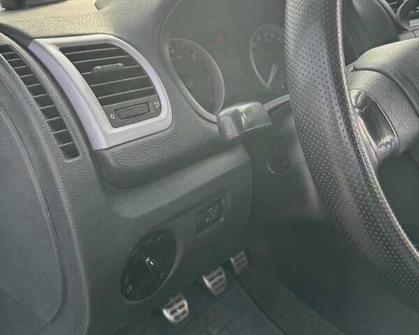 Черный Шкода Румстер, объемом двигателя 1.9 л и пробегом 222 тыс. км за 6999 $, фото 16 на Automoto.ua