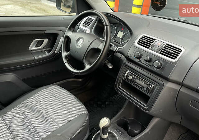 Чорний Шкода Румстер, об'ємом двигуна 1.4 л та пробігом 254 тис. км за 4600 $, фото 38 на Automoto.ua