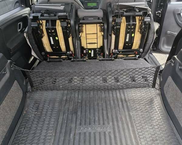 Чорний Шкода Румстер, об'ємом двигуна 1.39 л та пробігом 152 тис. км за 5400 $, фото 4 на Automoto.ua