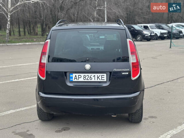 Черный Шкода Румстер, объемом двигателя 1.2 л и пробегом 460 тыс. км за 3250 $, фото 5 на Automoto.ua