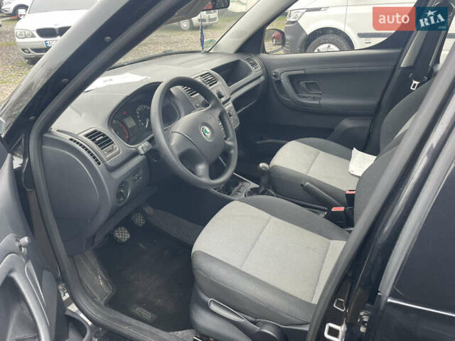 Черный Шкода Румстер, объемом двигателя 1.4 л и пробегом 222 тыс. км за 4900 $, фото 7 на Automoto.ua