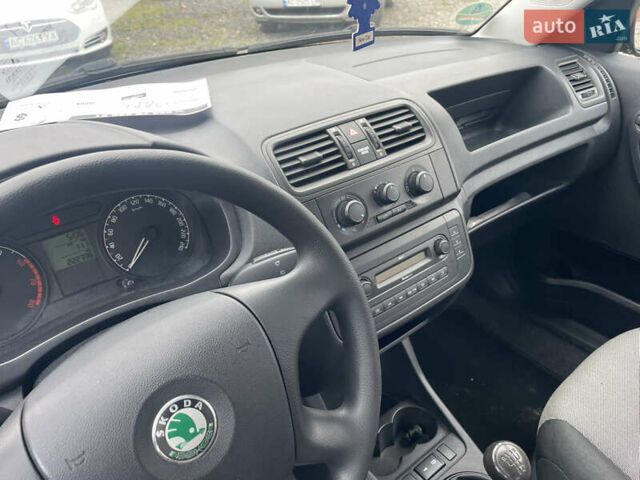 Черный Шкода Румстер, объемом двигателя 1.4 л и пробегом 222 тыс. км за 4900 $, фото 4 на Automoto.ua