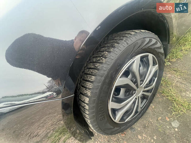 Черный Шкода Румстер, объемом двигателя 1.4 л и пробегом 222 тыс. км за 4900 $, фото 5 на Automoto.ua