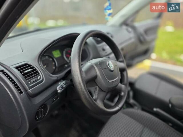 Чорний Шкода Румстер, об'ємом двигуна 1.2 л та пробігом 167 тис. км за 6250 $, фото 37 на Automoto.ua