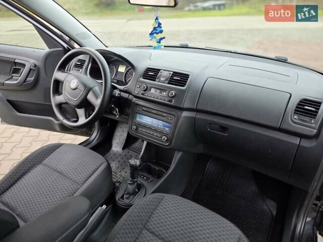 Чорний Шкода Румстер, об'ємом двигуна 1.2 л та пробігом 167 тис. км за 6250 $, фото 26 на Automoto.ua